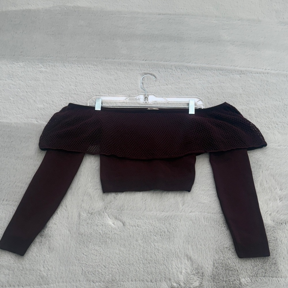 Off-Shoulder Burgundy crop Top fitted sweater with crochet like overlay